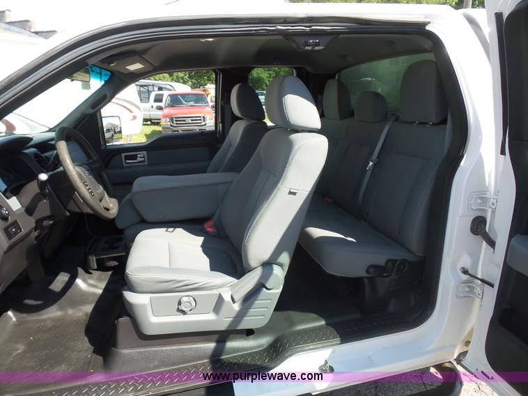 image for item L2881 2011 Ford F150 SuperCab pickup truck