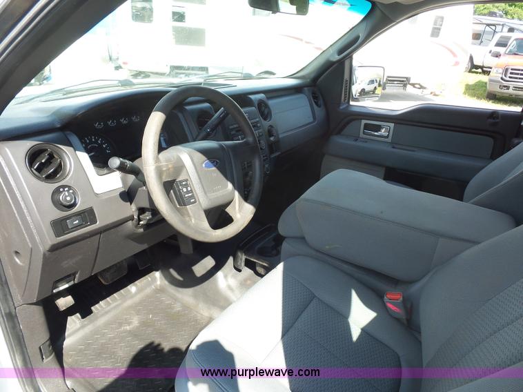 image for item L2881 2011 Ford F150 SuperCab pickup truck