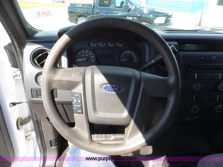 image for item L2881 2011 Ford F150 SuperCab pickup truck