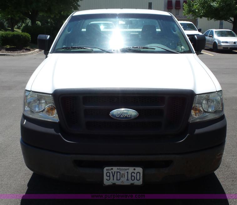 image for item L2891 2008 Ford F150 pickup truck