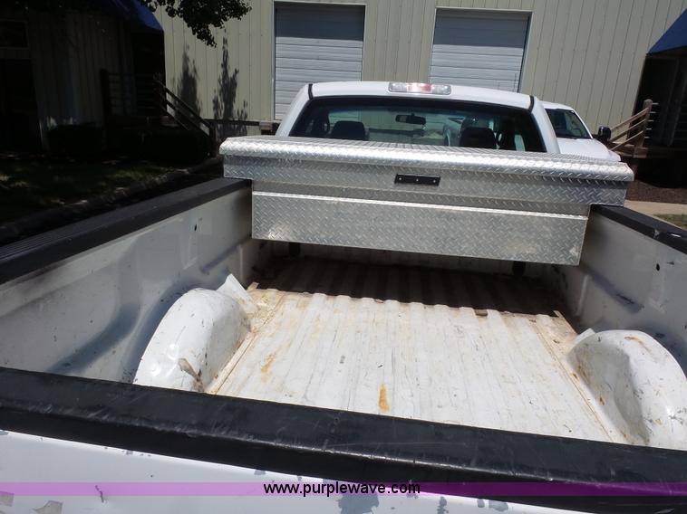 image for item L2891 2008 Ford F150 pickup truck