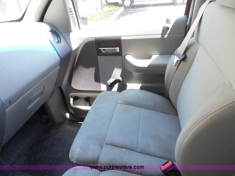 image for item L2891 2008 Ford F150 pickup truck