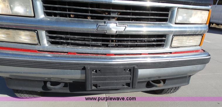 image for item L3678 1998 Chevrolet Silverado 1500 Z71 Ext. Cab pickup truck