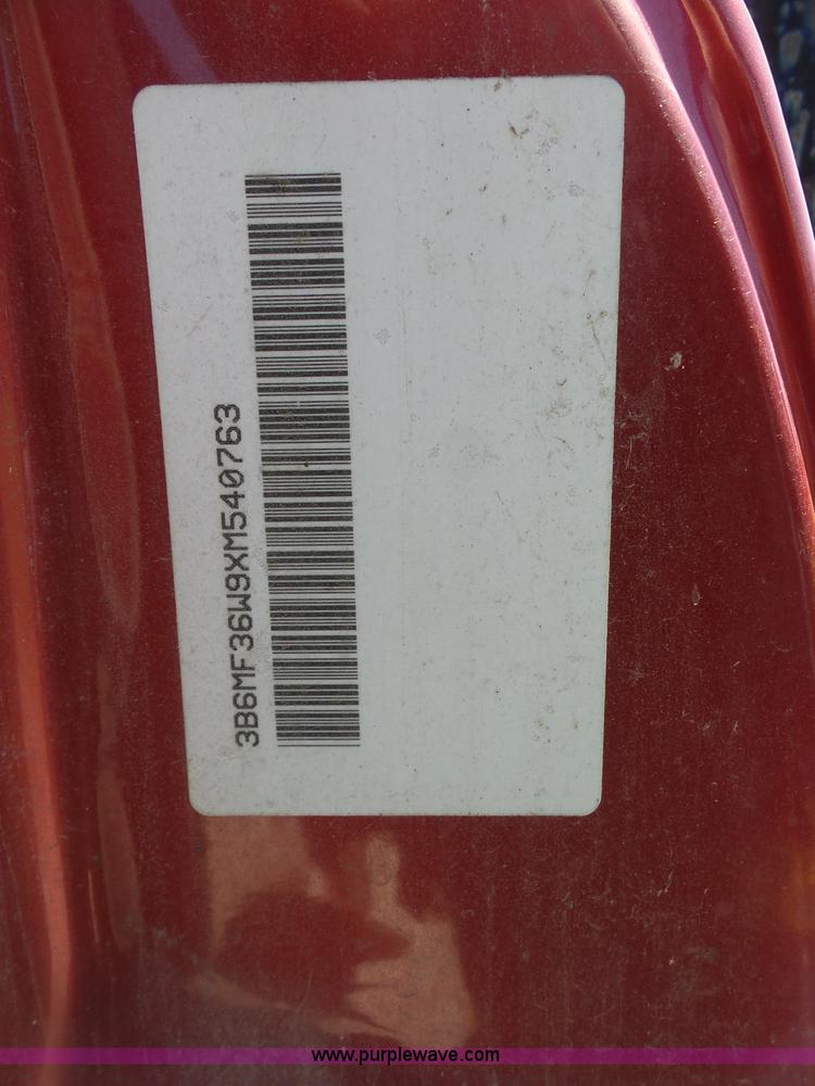 image for item L4838 1999 Dodge Ram 3500 flatbed pickup truck