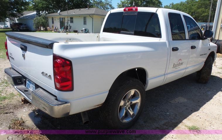 image for item L4839 2007 Dodge Ram 1500 Quad Cab pickup truck