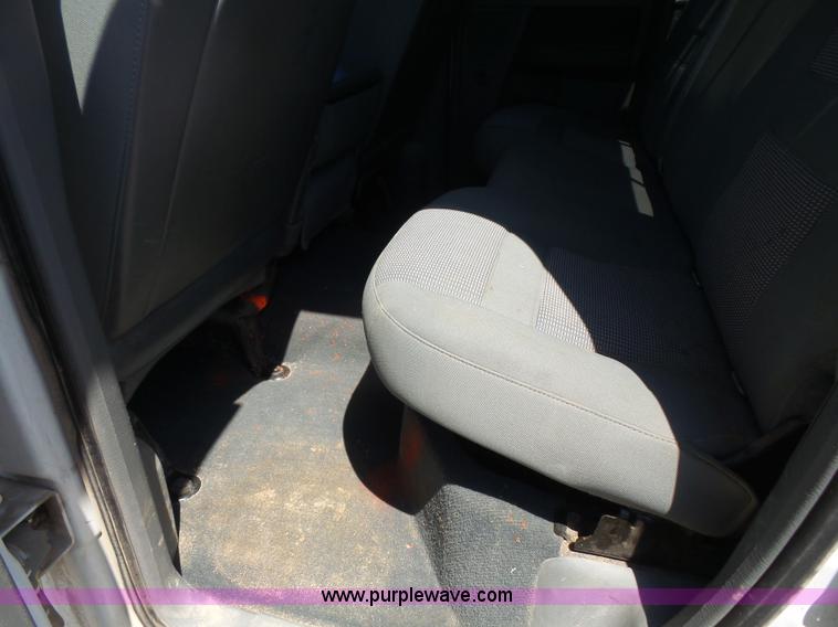 image for item L4839 2007 Dodge Ram 1500 Quad Cab pickup truck