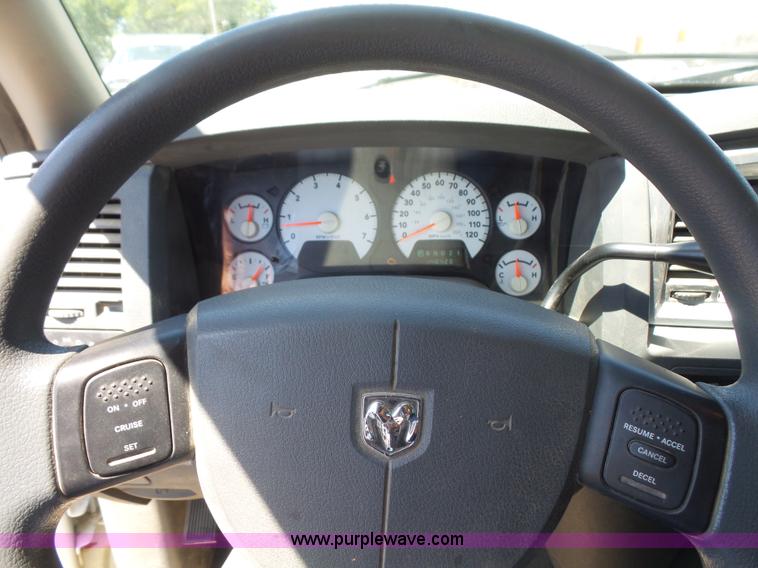 image for item L4839 2007 Dodge Ram 1500 Quad Cab pickup truck