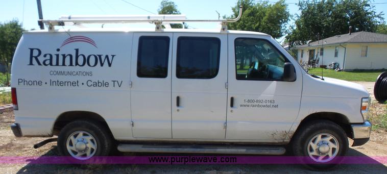 image for item L4840 2008 Ford E250 van