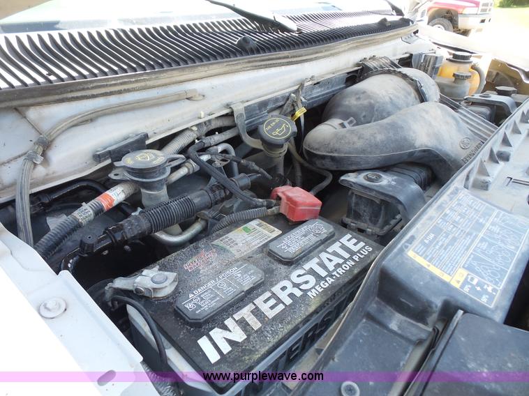 image for item L4840 2008 Ford E250 van