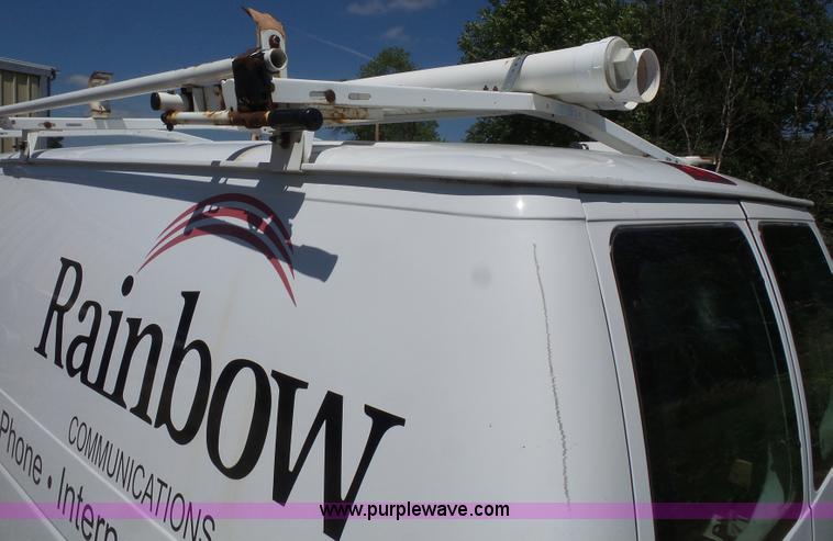 image for item L4840 2008 Ford E250 van