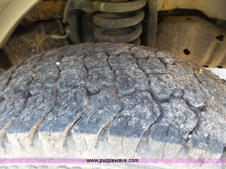 image for item L4840 2008 Ford E250 van