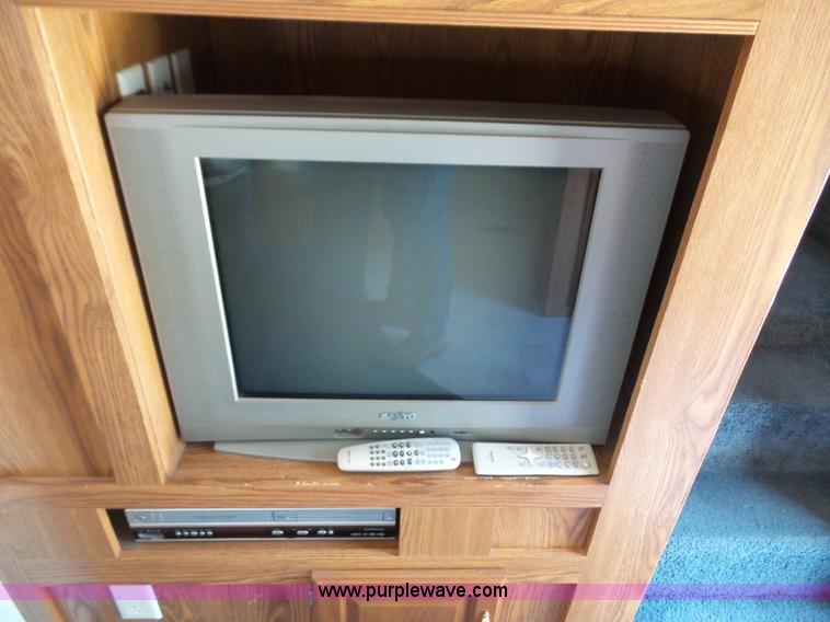 image for item L4846 2001 Sand Piper camper