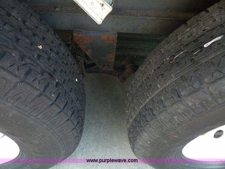 image for item L4846 2001 Sand Piper camper