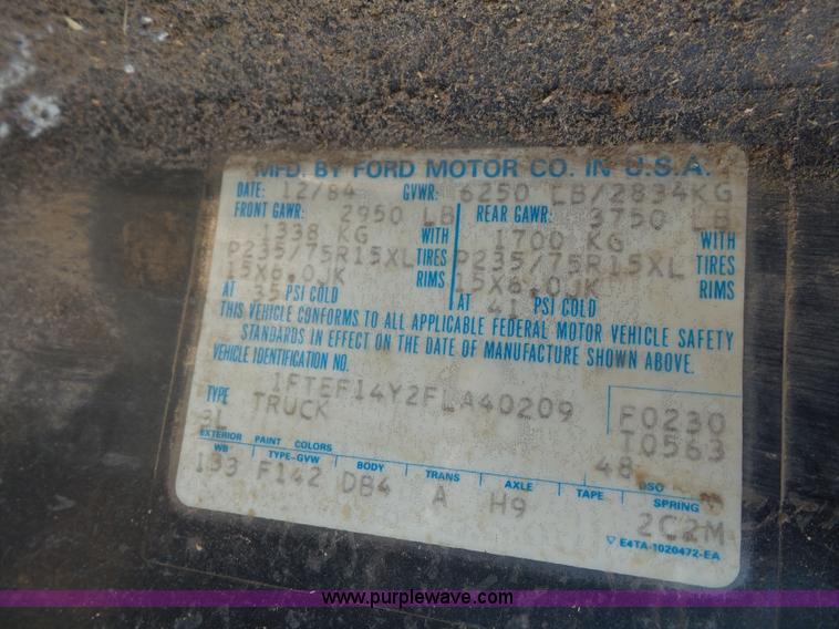 image for item L4867 1985 Ford F150 pickup truck