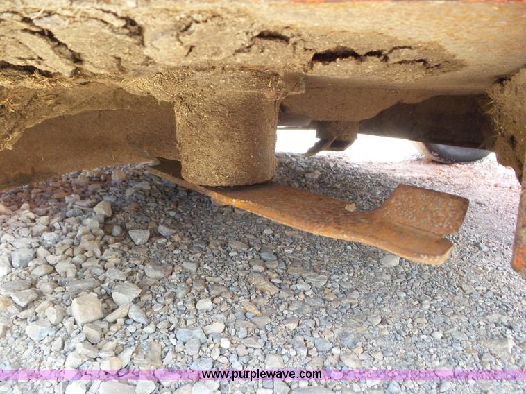 image for item L6784 2012 Bad Boy MZ48 ZTR lawn mower