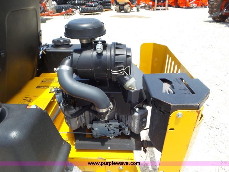 image for item L6785 2008 Hustler FasTrak 42 lawn mower