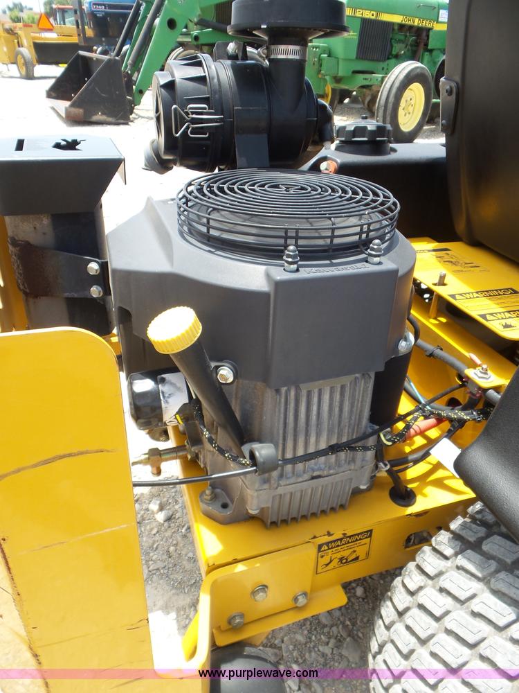 image for item L6785 2008 Hustler FasTrak 42 lawn mower