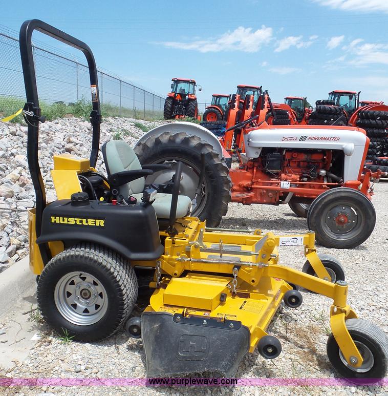 image for item L6786 2009 Hustler Super Z 60 XR-7 lawn mower