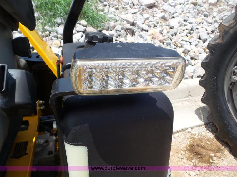 image for item L6786 2009 Hustler Super Z 60 XR-7 lawn mower