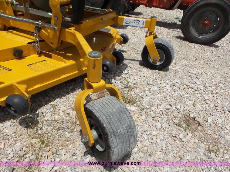 image for item L6786 2009 Hustler Super Z 60 XR-7 lawn mower