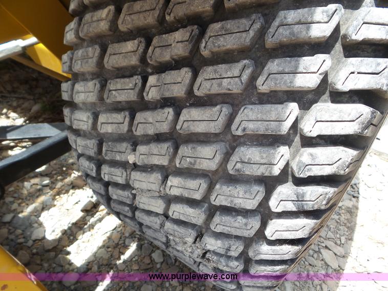 image for item L6786 2009 Hustler Super Z 60 XR-7 lawn mower