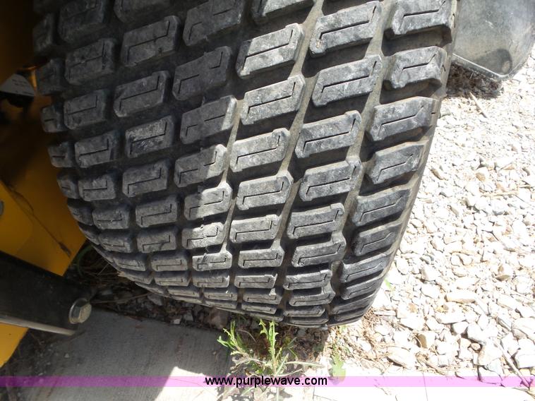 image for item L6786 2009 Hustler Super Z 60 XR-7 lawn mower