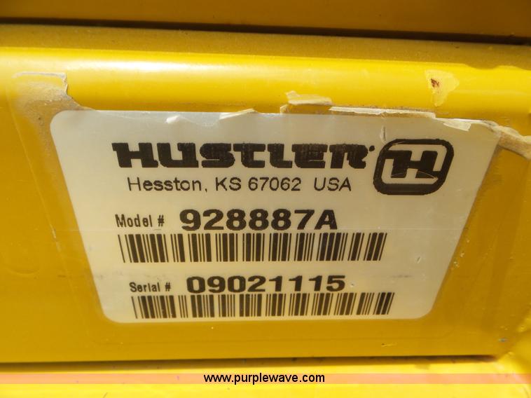 image for item L6786 2009 Hustler Super Z 60 XR-7 lawn mower