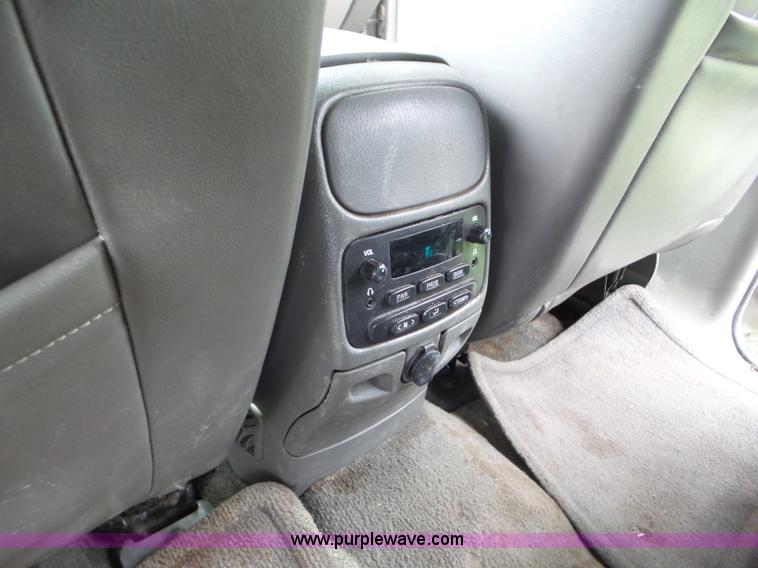 image for item L6792 2002 GMC Envoy SUV