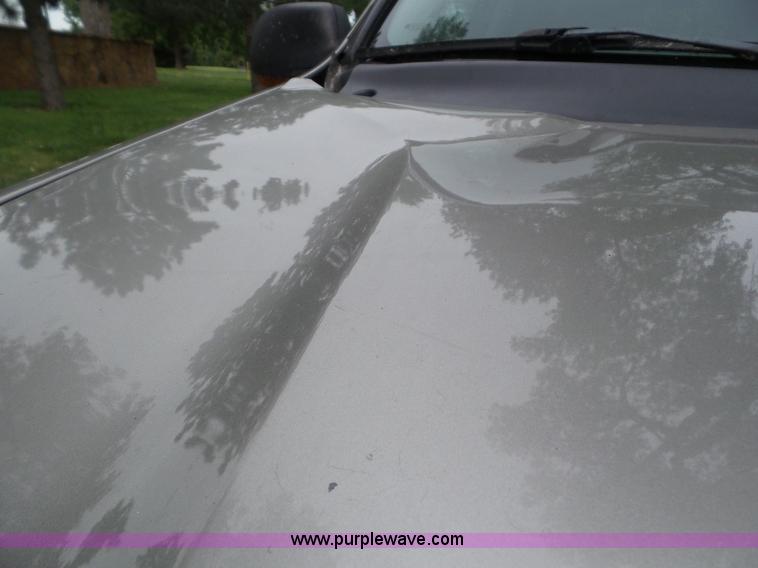 image for item L6792 2002 GMC Envoy SUV