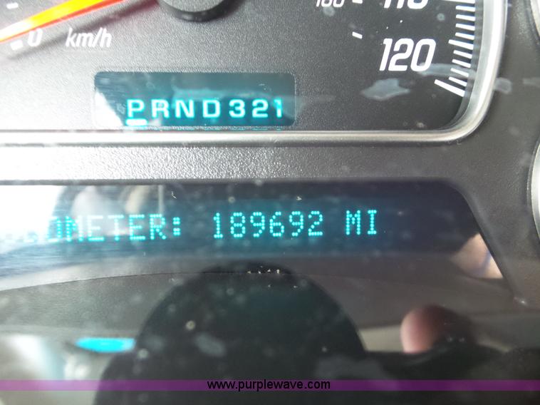 image for item L6792 2002 GMC Envoy SUV