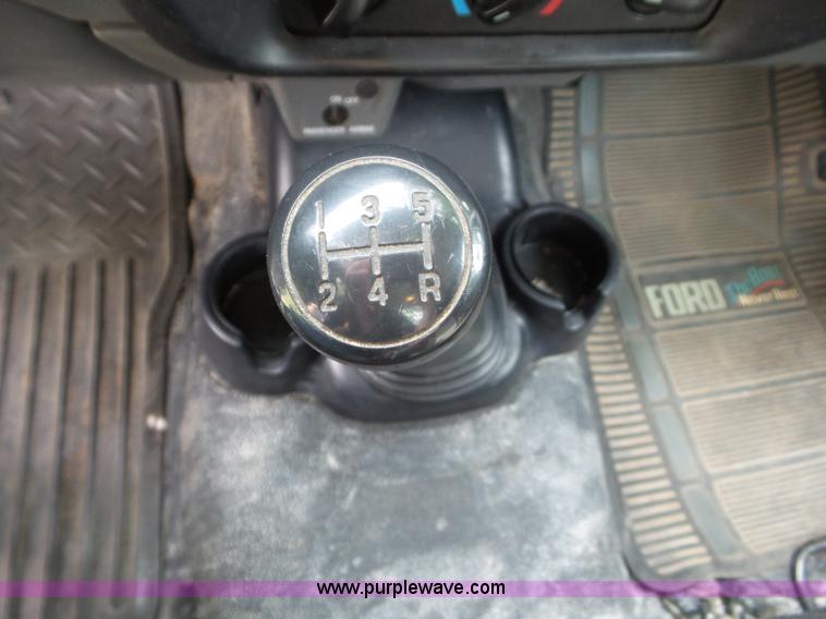 image for item L6793 2006 Ford Ranger pickup truck