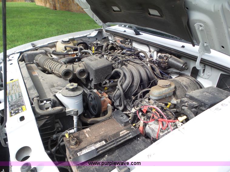 image for item L6793 2006 Ford Ranger pickup truck