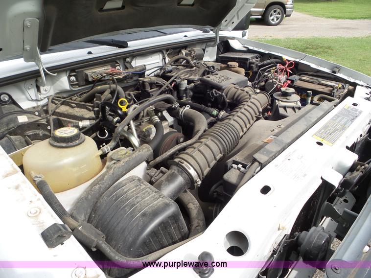 image for item L6793 2006 Ford Ranger pickup truck