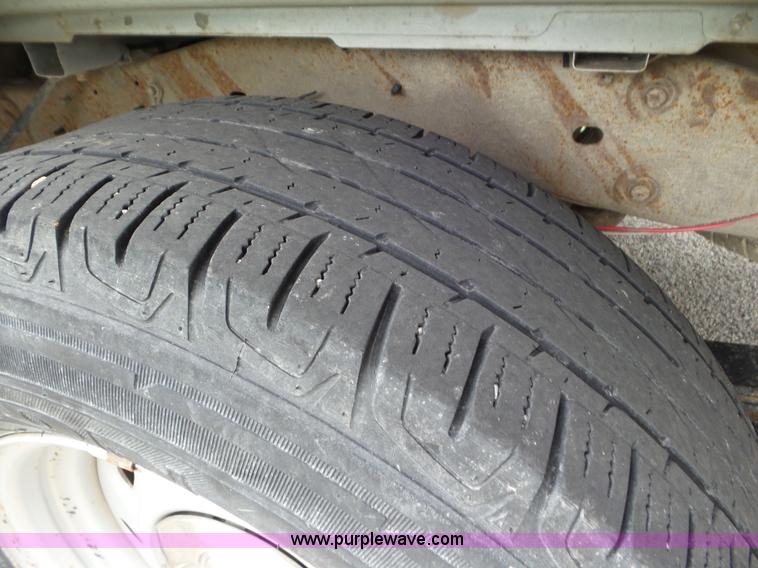 image for item L6793 2006 Ford Ranger pickup truck