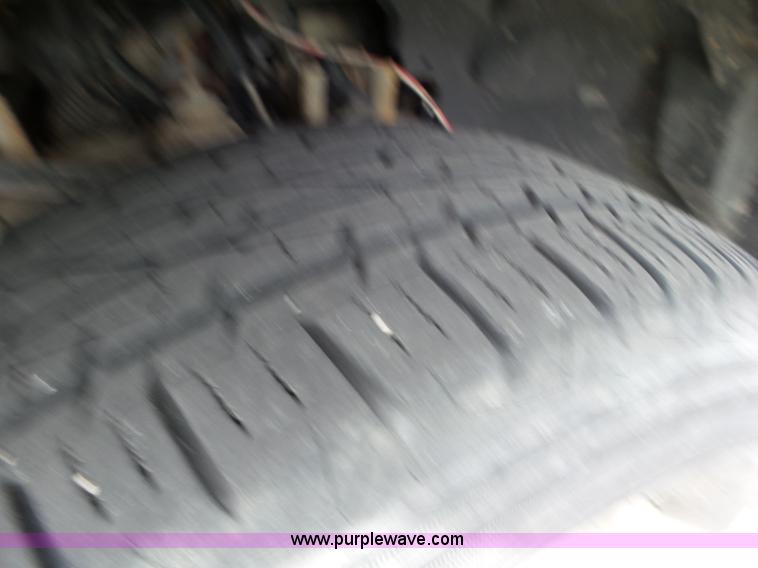 image for item L6793 2006 Ford Ranger pickup truck