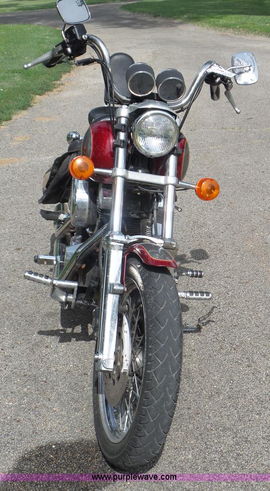 image for item L6794 1996 Harley Davidson Dyna Glide motorcycle