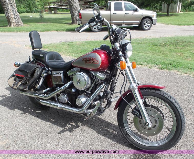 image for item L6794 1996 Harley Davidson Dyna Glide motorcycle
