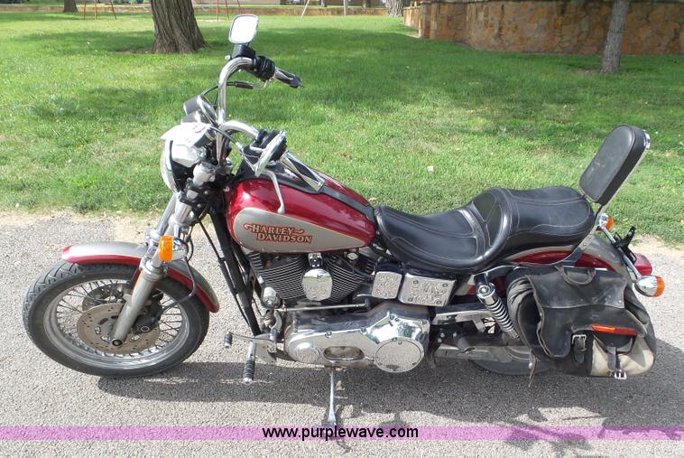 image for item L6794 1996 Harley Davidson Dyna Glide motorcycle