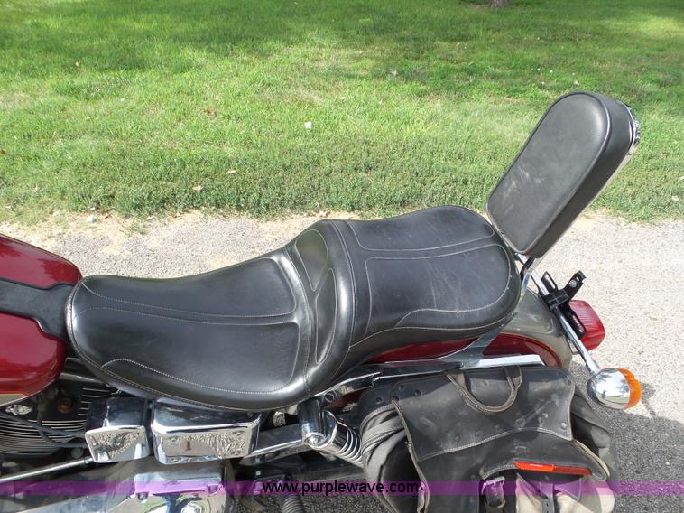 image for item L6794 1996 Harley Davidson Dyna Glide motorcycle