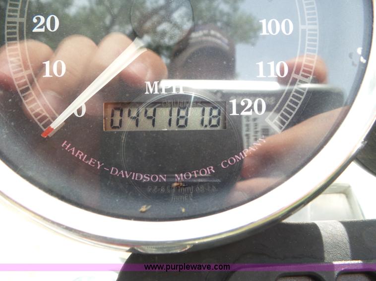 image for item L6794 1996 Harley Davidson Dyna Glide motorcycle