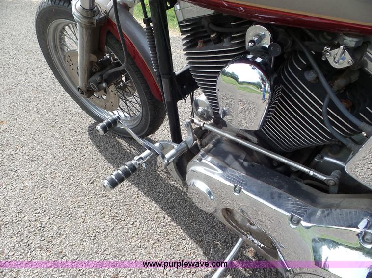 image for item L6794 1996 Harley Davidson Dyna Glide motorcycle