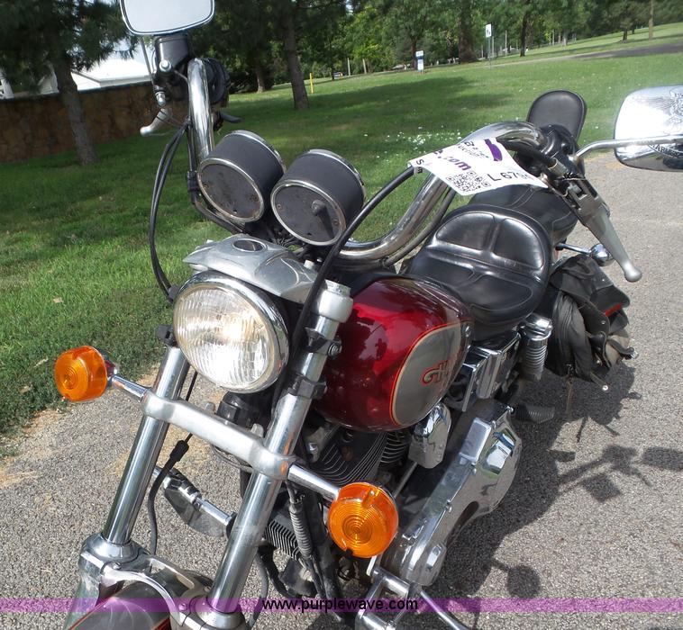 image for item L6794 1996 Harley Davidson Dyna Glide motorcycle