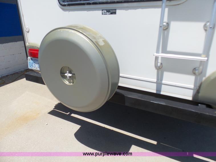 image for item L7105 2008 R-Vision Trail-lite camper