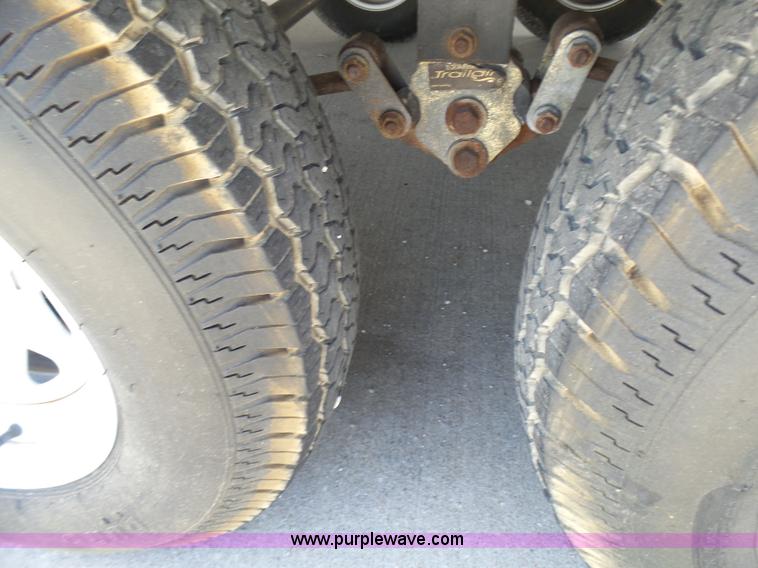 image for item L7105 2008 R-Vision Trail-lite camper