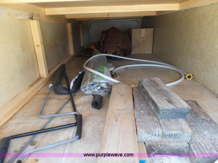 image for item L7105 2008 R-Vision Trail-lite camper