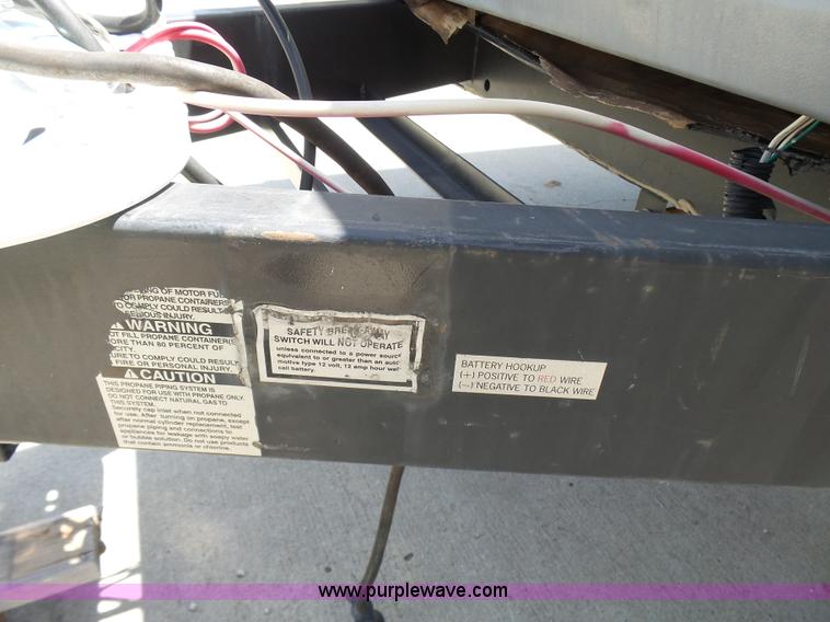 image for item L7105 2008 R-Vision Trail-lite camper