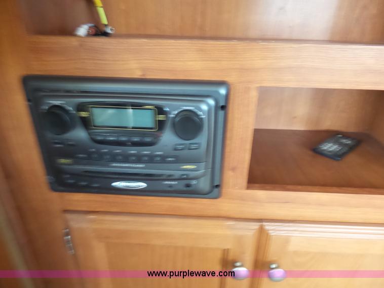 image for item L7105 2008 R-Vision Trail-lite camper