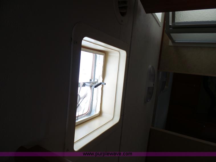 image for item L7105 2008 R-Vision Trail-lite camper