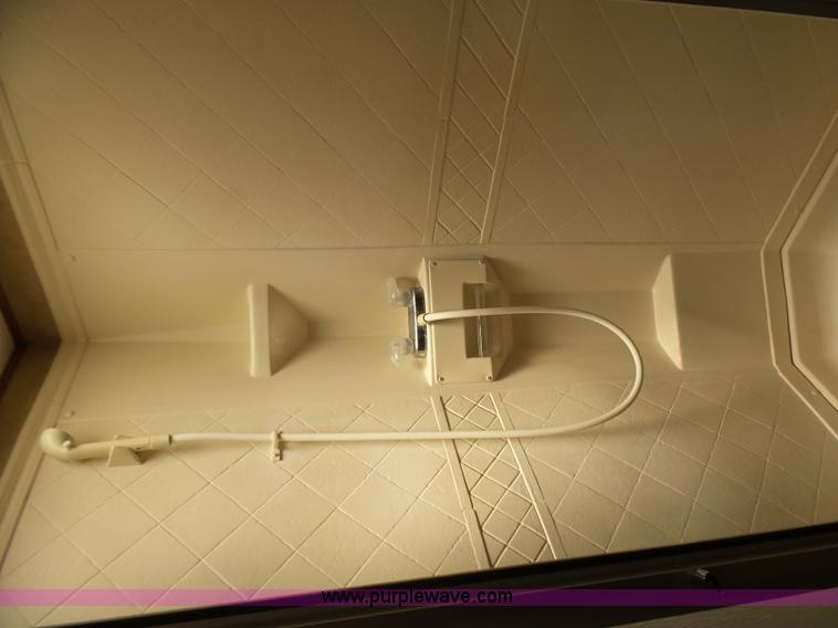 image for item L7105 2008 R-Vision Trail-lite camper