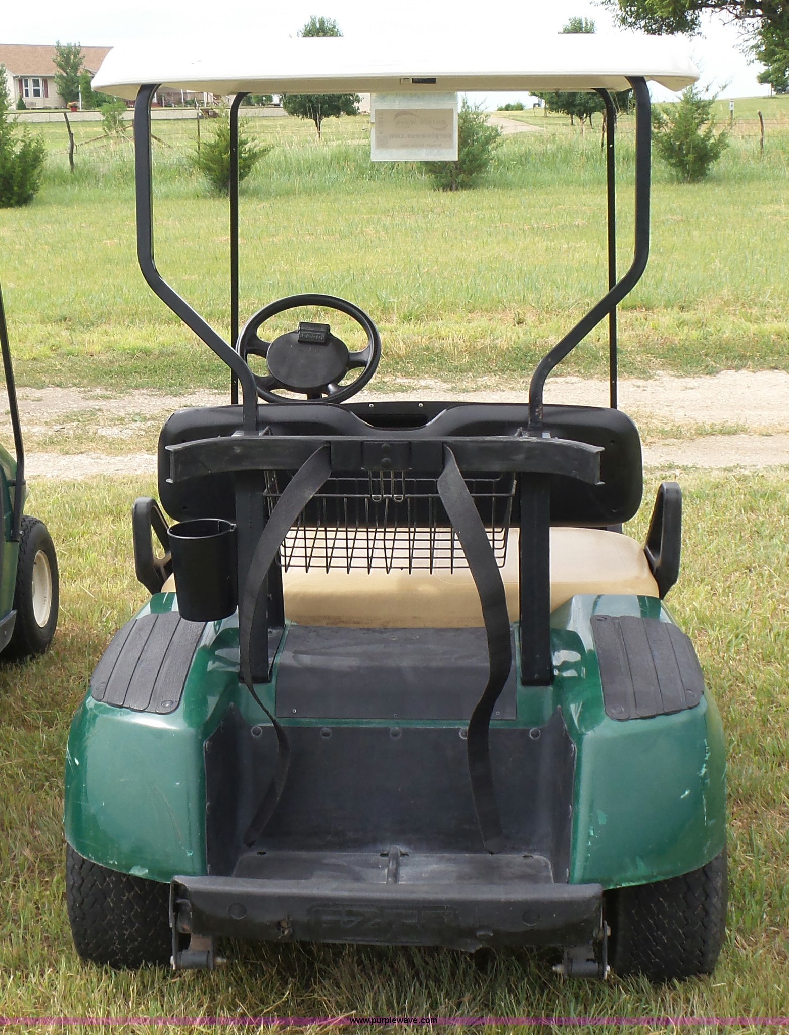 Ezgo golf cart in Abilene, KS Item K3217 sold Purple Wave
